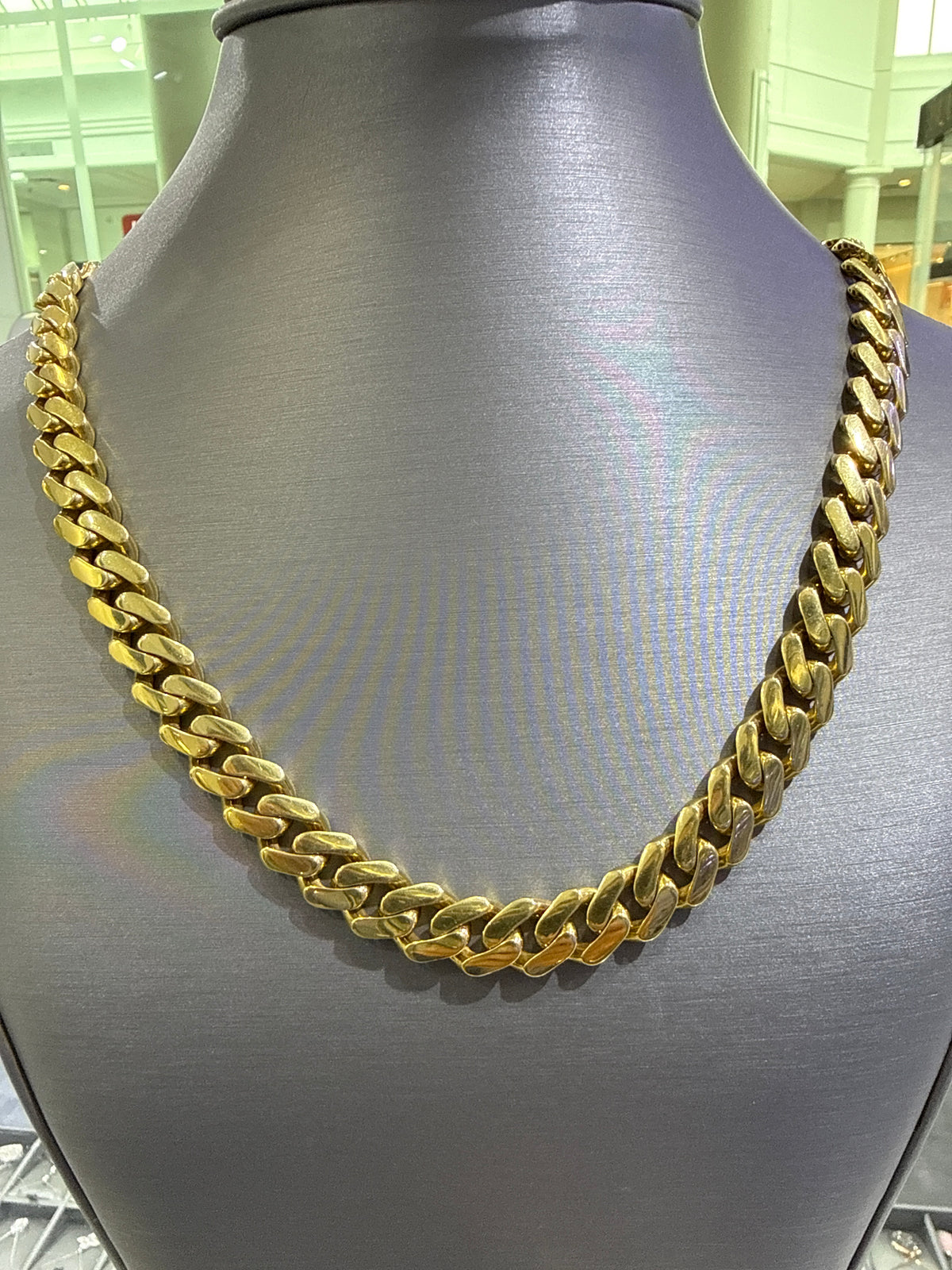 10K Yellow Gold Semi-Solid Miami Cuban Link Chain/Necklace. 11MM. 22". M6145. 33.9GR.