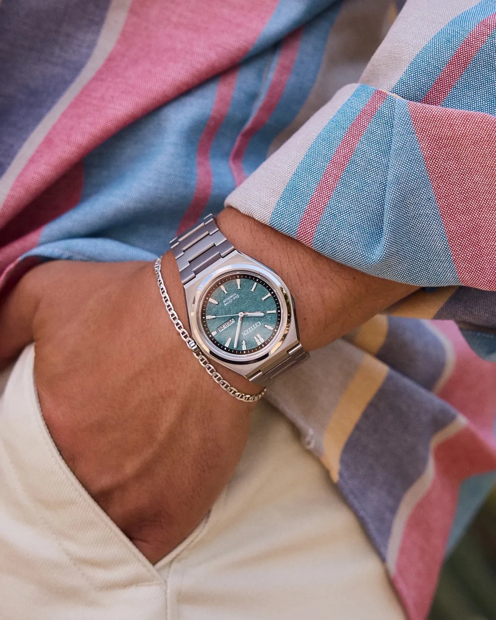 Zenshin Three-hand Green Dial Super Titanium Bracelet AW0130-85X | CITIZEN